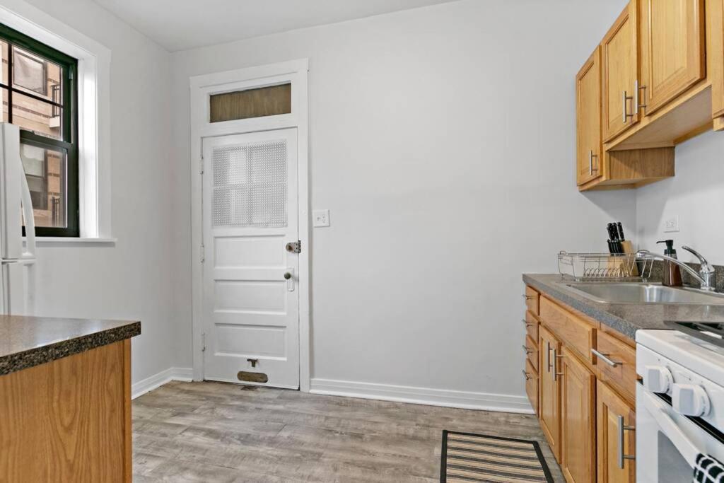 Well-Furnished 1Br Apt In Popular Spot - Belmont J3 Chicago Bagian luar foto